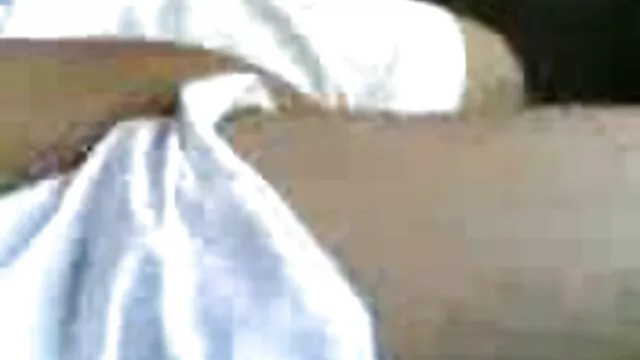 Midget scopa grande ragazza in video porno giovani e vecchi preservativo nella vagina