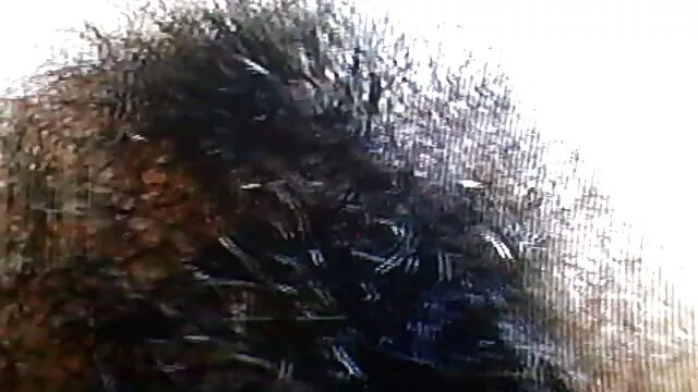 Mamma insegna figlia video porno di uomini anziani a succhiare il cazzo del futuro genero