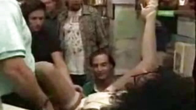 super-cattivo swinger video porno giovani e vecchi casalinga inchiodato