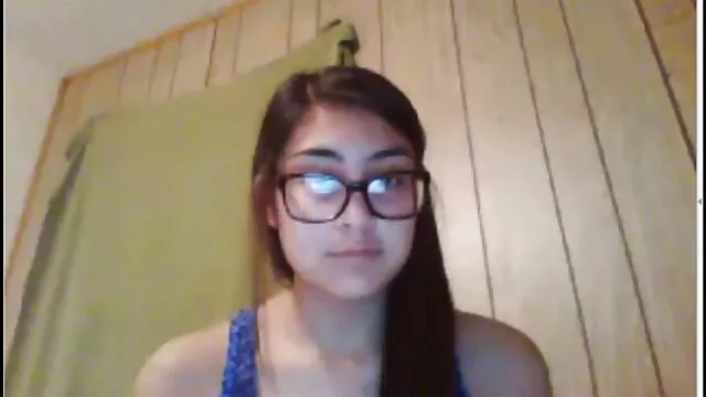 massaggio appartamenti bella dai capelli scuri oli su un grande cazzo prima di video porno con vecchi gratis un cattivo Sborrata interna
