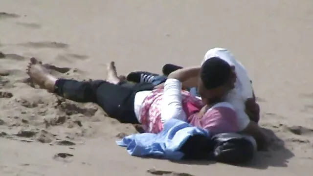 Lesbiche hanno fatto video porno italiani con vecchi un'orgia sul lettino da massaggio