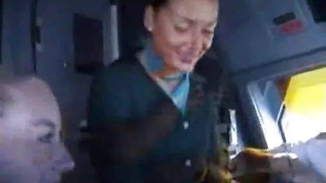 Muscoloso video sesso tra vecchi spogliarellista sperma sul viso bruna dopo pompino alla festa