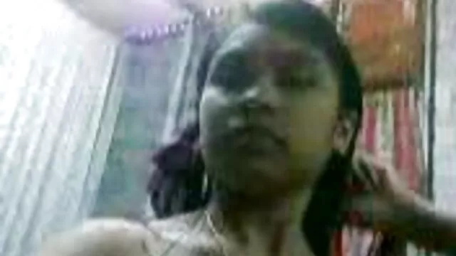 Lara Kraft dà sperma video porno di vecchi con ragazze esplosione sul viso