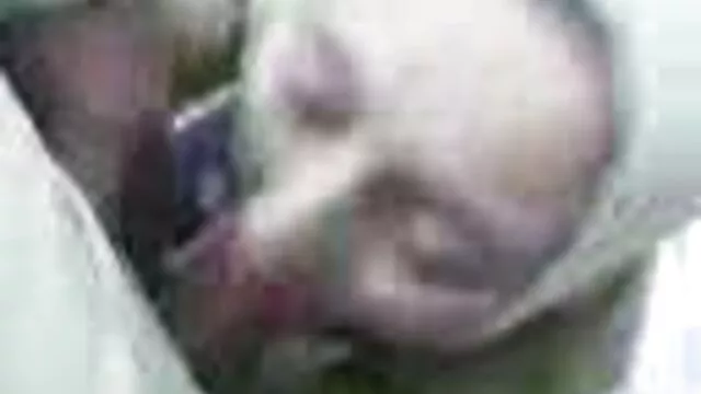 Matura kazushka bevuto e succhiato il video ragazze con vecchi cazzo
