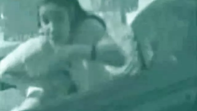 Massaggiatrice matura scopata figa pelosa del cliente video porno di giovani con vecchi sul divano