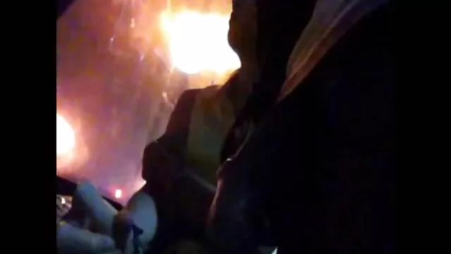 gioielli giada film porno con anziane succhia peni in un buco casuale nel muro